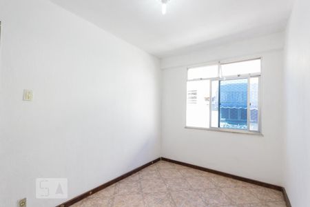 Quarto 2 de apartamento para alugar com 2 quartos, 48m² em Taquara, Rio de Janeiro