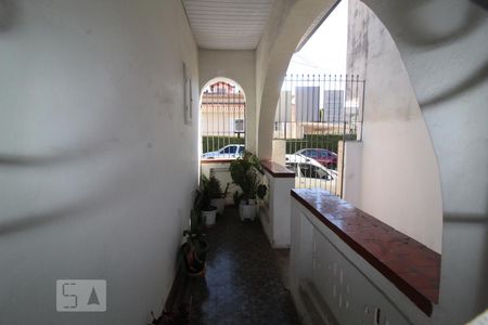 Vista sala de casa à venda com 2 quartos, 180m² em Osvaldo Cruz, São Caetano do Sul