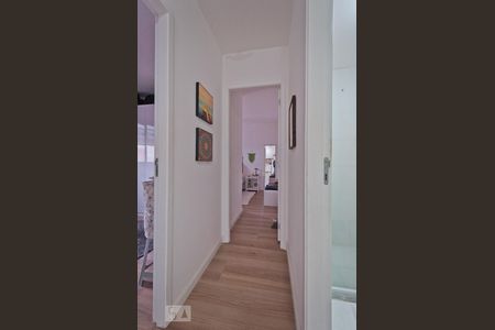 Corredor de apartamento para alugar com 2 quartos, 47m² em Jardim Sao Francisco (zona Leste), São Paulo