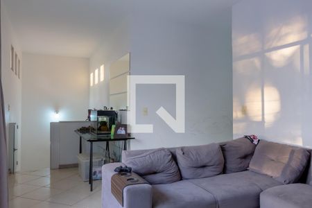 Casa à venda com 6 quartos, 360m² em Planalto, Belo Horizonte