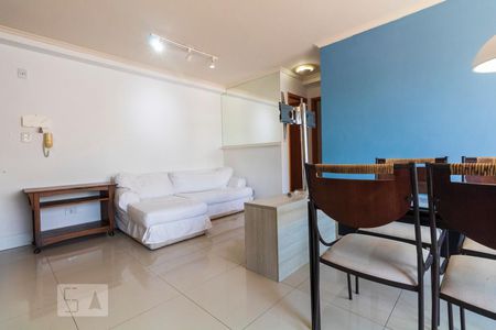 Sala de apartamento para alugar com 2 quartos, 58m² em Saúde, São Paulo