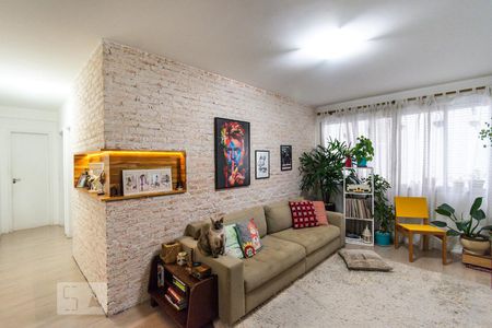 Sala de apartamento à venda com 2 quartos, 77m² em Pinheiros, São Paulo