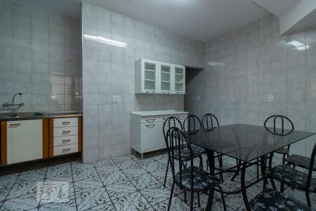 Cozinha de casa para alugar com 3 quartos, 100m² em Olaria, Rio de Janeiro