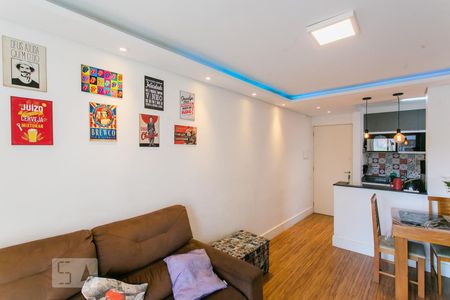 Sala de apartamento à venda com 2 quartos, 50m² em Taboão, São Paulo