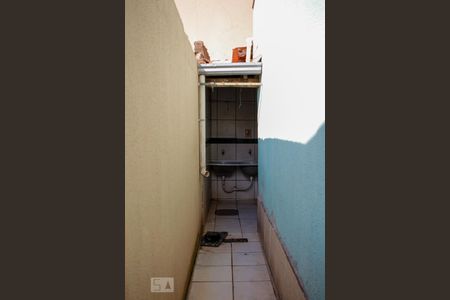 Casa para alugar com 60m², 2 quartos e 1 vaga Casa para alugar com 60m², 2 quartos e 1 vagaDetalhe da Área de Serviço - Corredor