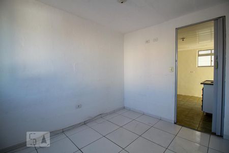 Quarto 1 de apartamento para alugar com 2 quartos, 51m² em Conjunto Residencial José Bonifácio, São Paulo