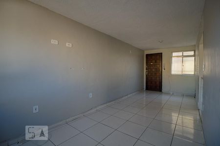 Sala de apartamento para alugar com 2 quartos, 51m² em Conjunto Residencial José Bonifácio, São Paulo