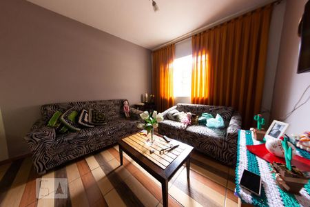 Sala de casa à venda com 2 quartos, 284m² em Vila Amalia (zona Norte), São Paulo