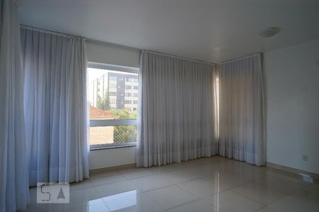 Sala de apartamento para alugar com 2 quartos, 81m² em Cristo Redentor, Porto Alegre