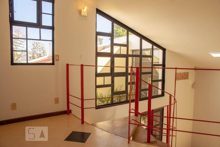 Escritório de casa para alugar com 4 quartos, 230m² em Jardim Indaia, Uberlândia