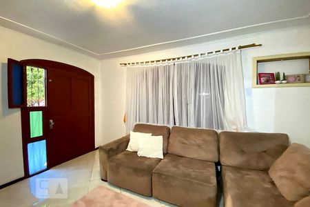 Sala de Estar de casa à venda com 3 quartos, 100m² em Canudos, Novo Hamburgo