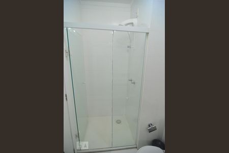 Banheiro Suíte 1 de casa de condomínio à venda com 2 quartos, 80m² em Niterói, Canoas