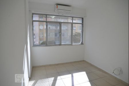 Studio de kitnet/studio para alugar com 1 quarto, 40m² em Copacabana, Rio de Janeiro