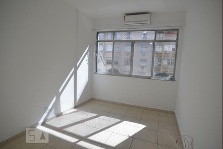 Studio de kitnet/studio para alugar com 1 quarto, 40m² em Copacabana, Rio de Janeiro