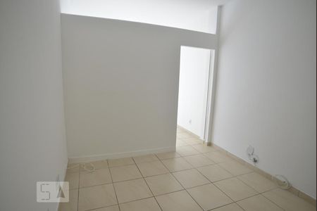 Studio de kitnet/studio para alugar com 1 quarto, 40m² em Copacabana, Rio de Janeiro