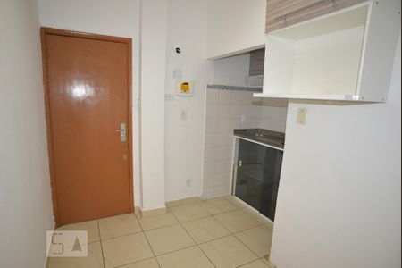 Cozinha de kitnet/studio para alugar com 1 quarto, 40m² em Copacabana, Rio de Janeiro