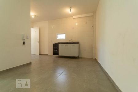 Sala/Cozinha de apartamento à venda com 1 quarto, 32m² em Vila Esperança, São Paulo