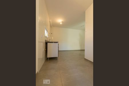 Sala/Cozinha de apartamento à venda com 1 quarto, 32m² em Vila Esperança, São Paulo