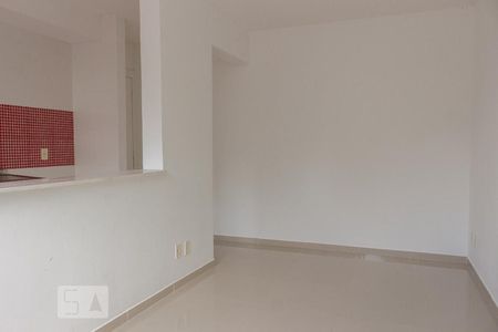 Sala de apartamento para alugar com 2 quartos, 44m² em Campo Grande, Rio de Janeiro