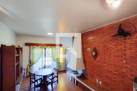 Sala de casa à venda com 4 quartos, 209m² em Pinheiro, São Leopoldo