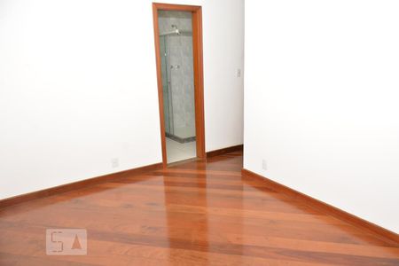 Quarto com suite de apartamento à venda com 4 quartos, 129m² em Jardim Guanabara, Rio de Janeiro