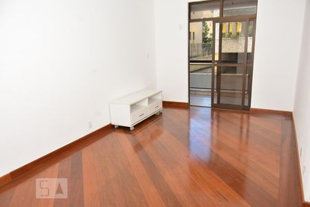 Sala de apartamento à venda com 4 quartos, 129m² em Jardim Guanabara, Rio de Janeiro