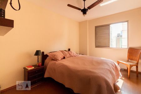 Quarto 1 de apartamento à venda com 2 quartos, 70m² em Itaim Bibi, São Paulo