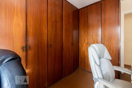 Quarto 2 de apartamento à venda com 2 quartos, 70m² em Itaim Bibi, São Paulo