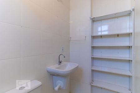 Banheiro da suíte de apartamento para alugar com 2 quartos, 68m² em Bonfim, Campinas
