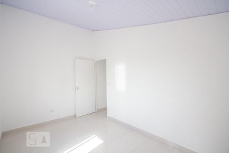 Quarto 2 de casa para alugar com 2 quartos, 63m² em Jardim Monte Azul, São Paulo