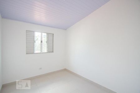 Quarto 2 de casa para alugar com 2 quartos, 63m² em Jardim Monte Azul, São Paulo