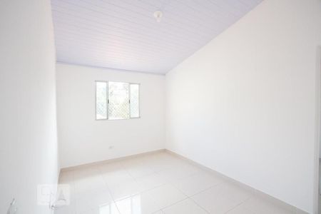 Sala de casa para alugar com 2 quartos, 63m² em Jardim Monte Azul, São Paulo
