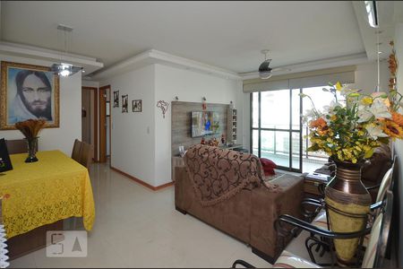 Sala de apartamento à venda com 2 quartos, 85m² em Icaraí, Niterói