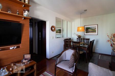 Sala de apartamento à venda com 2 quartos, 75m² em Vila Milton, Guarulhos