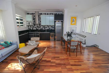 Sala de casa para alugar com 3 quartos, 200m² em Botafogo, Rio de Janeiro