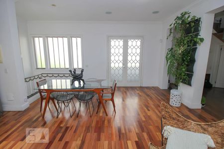 Sala de casa para alugar com 3 quartos, 200m² em Botafogo, Rio de Janeiro