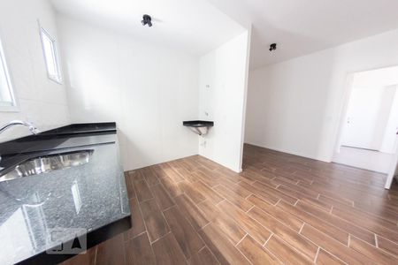 Sala/Cozinha de apartamento para alugar com 1 quarto, 38m² em Vila Paiva, São Paulo