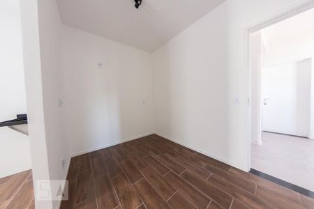 Sala/Cozinha de apartamento para alugar com 1 quarto, 38m² em Vila Paiva, São Paulo