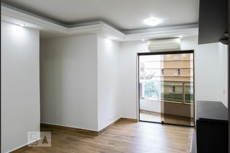 SALA de apartamento para alugar com 3 quartos, 78m² em Santa Teresinha, São Paulo