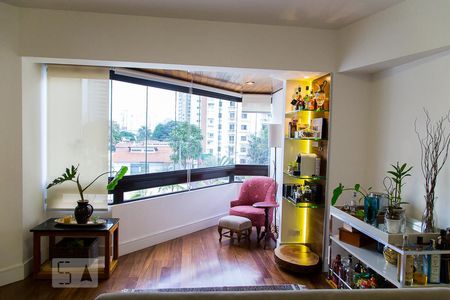 Sala - Detalhe de apartamento à venda com 3 quartos, 150m² em Cidade Monções, São Paulo