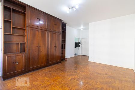 Sala/Quarto de kitnet/studio à venda com 1 quarto, 49m² em Centro, São Paulo