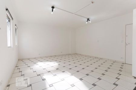 Quarto de kitnet/studio para alugar com 1 quarto, 37m² em Centro, São Paulo