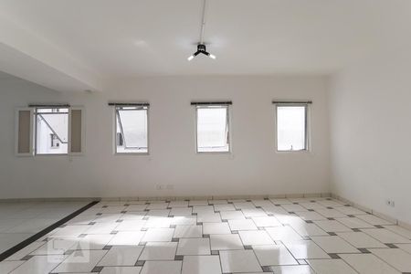 Quarto de kitnet/studio para alugar com 1 quarto, 37m² em Centro, São Paulo