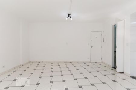 Quarto de kitnet/studio para alugar com 1 quarto, 37m² em Centro, São Paulo