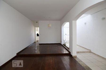 Sala de casa à venda com 3 quartos, 210m² em Vila Morse, São Paulo