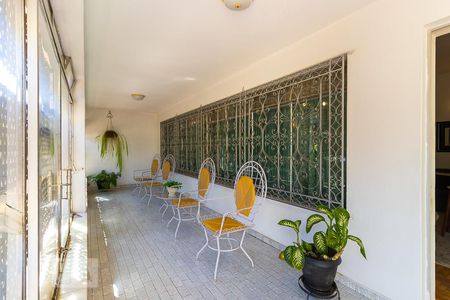 Hall de entrada de casa à venda com 3 quartos, 300m² em Jardim Afife, Campinas
