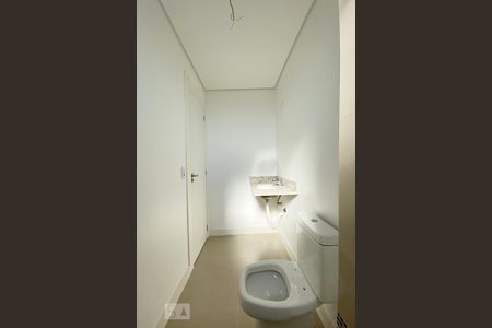 Apartamento à venda com 131m², 3 quartos e 3 vagas Apartamento à venda com 131m², 3 quartos e 3 vagasBanheiro do Quarto 2