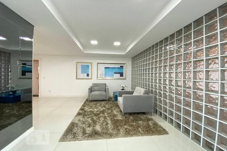 Apartamento à venda com 131m², 3 quartos e 3 vagas Apartamento à venda com 131m², 3 quartos e 3 vagasHall de Entrada