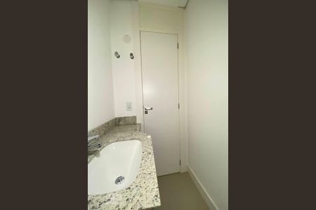 Apartamento à venda com 131m², 3 quartos e 3 vagas Apartamento à venda com 131m², 3 quartos e 3 vagasLavabo
