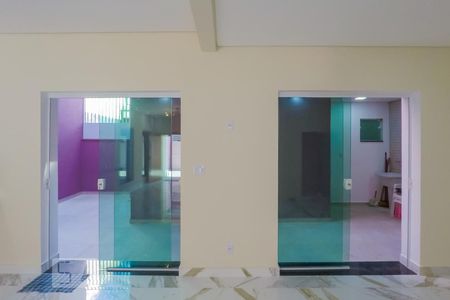 Sala de casa para alugar com 5 quartos, 210m² em Ipiranga, São Paulo